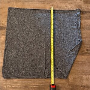 lululemon athletica Charcoal Gray Knit scarf